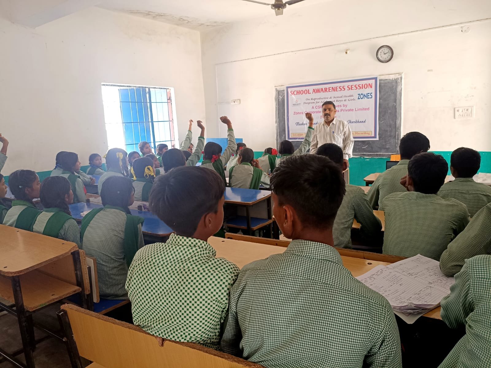 Students in a Muskan Foundation classroom session